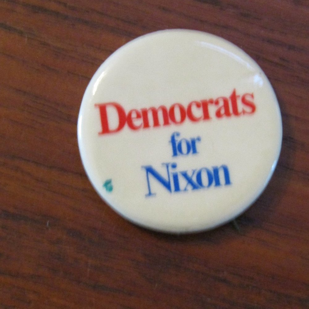 Vintage 1972 Democrats for Nixon Political Campaign Button